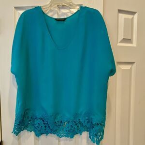 Investments Boxy Tunic Embroidery Lacy Scollops Kelly Green Romantic Feminine XL